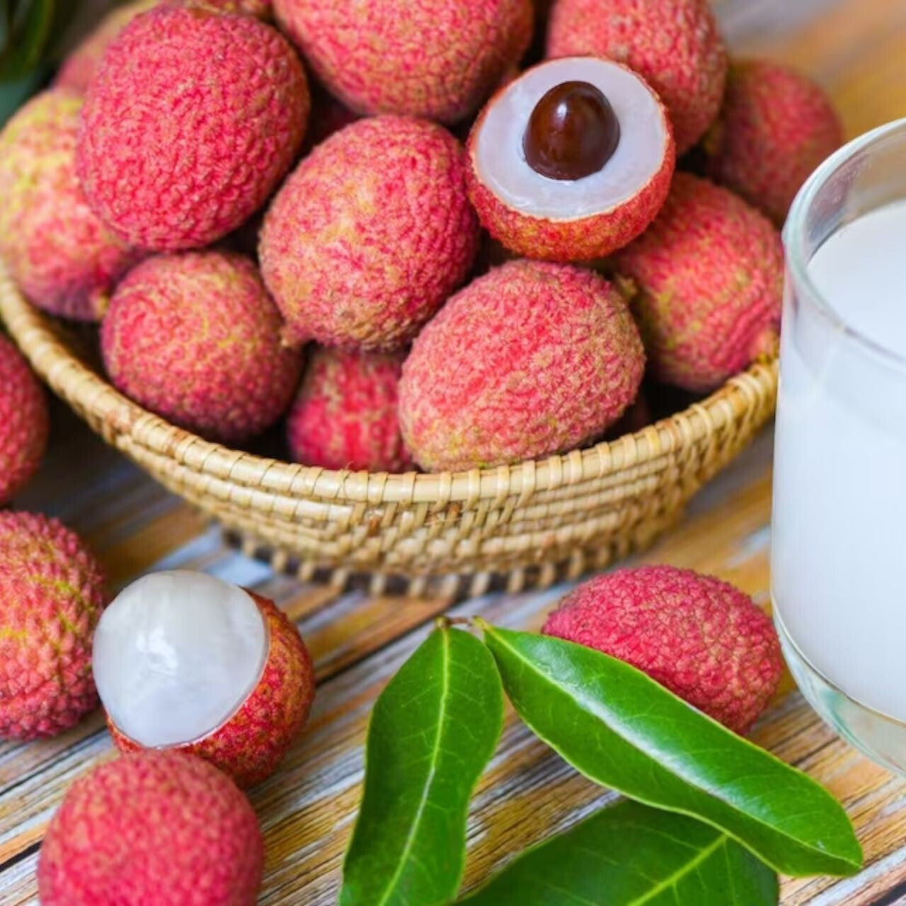10Pcs Lychee Tropical Fruit Heirloom Seeds - Non-Gmo Litchi Seed for Gardening