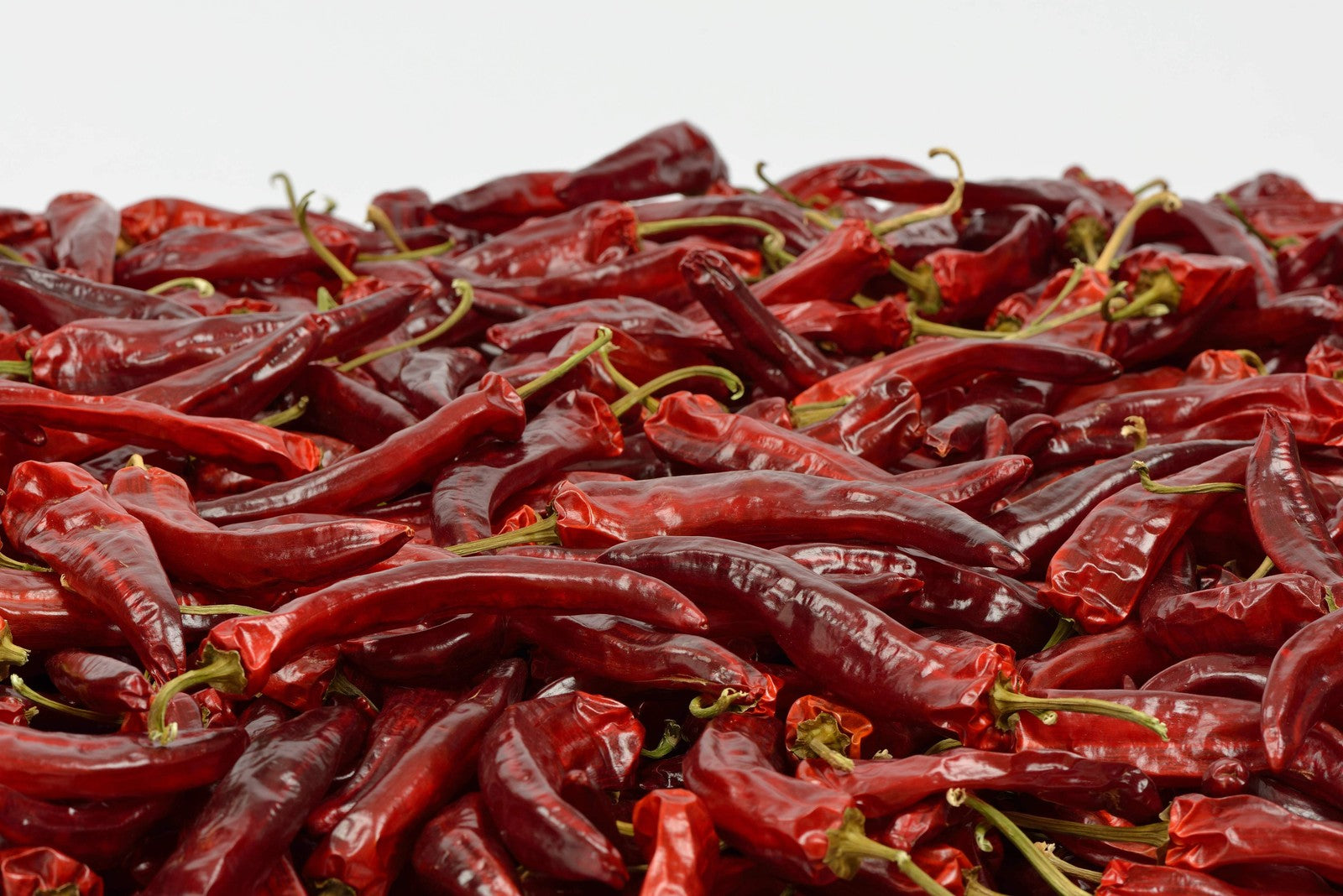 25 Organic KOREAN Dark GREEN PEPPER Lady Han Hot Chili Long Red Capsicum Seeds